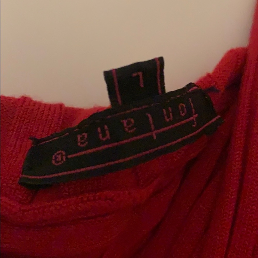 Red Sweater - Picture 5 of 5
